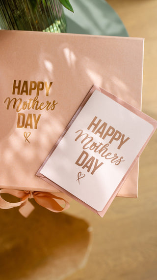 Mother&#8217;s Day Traditions &#038; Gift Inspiration 2024: UK, Europe, US &#038; Canada