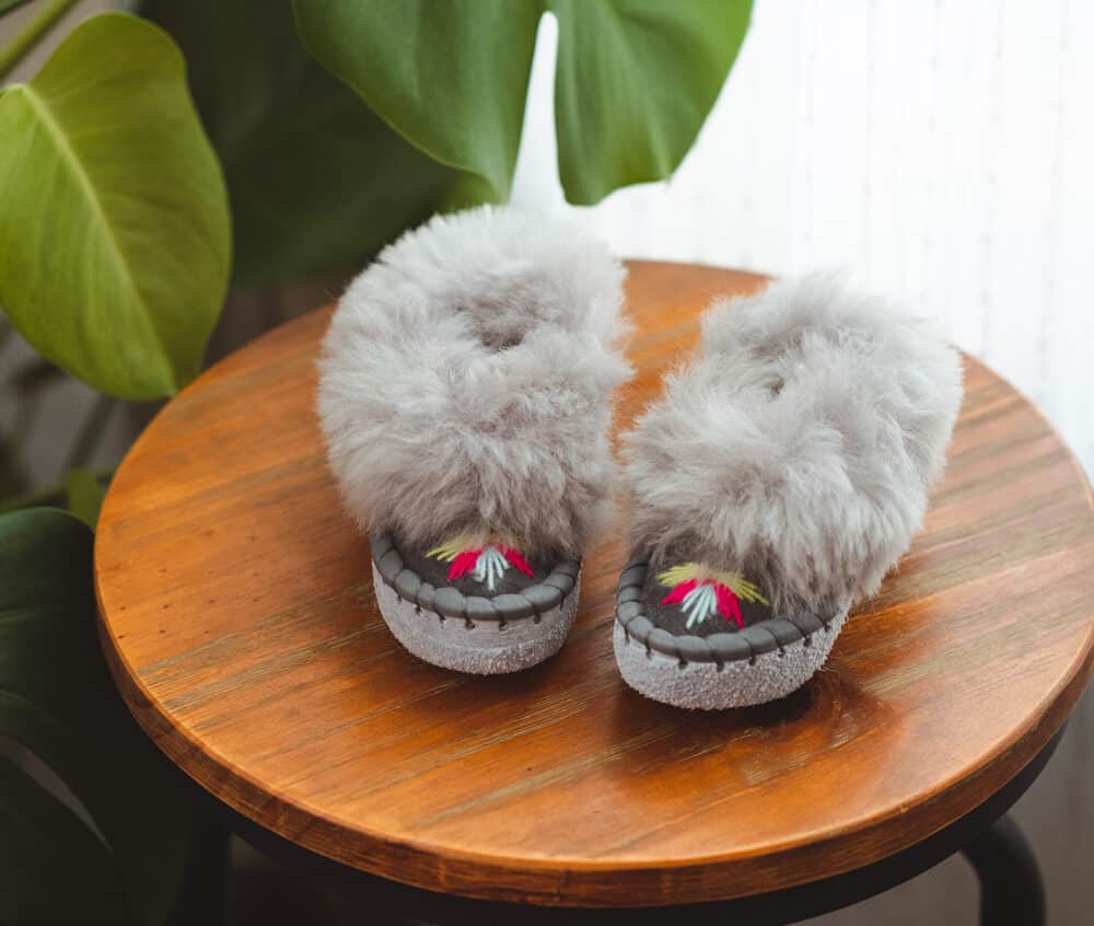 The light grey children's Sheepers