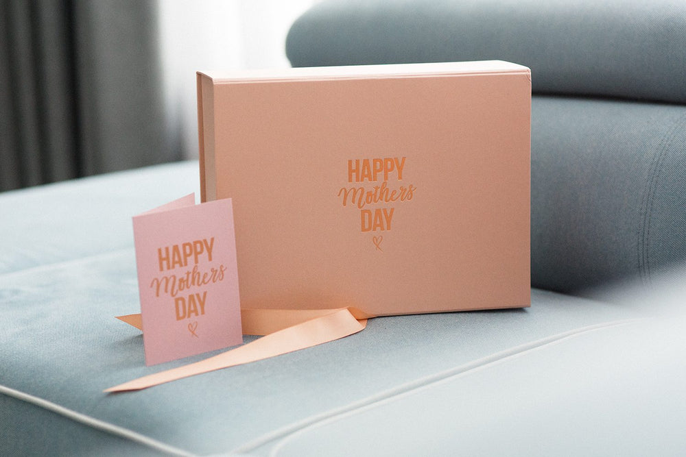 Happy Mothers Day gift box