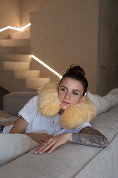 100% Sheepskin Travel Neck Pillow – Soft Natural Wool Neck Cushion